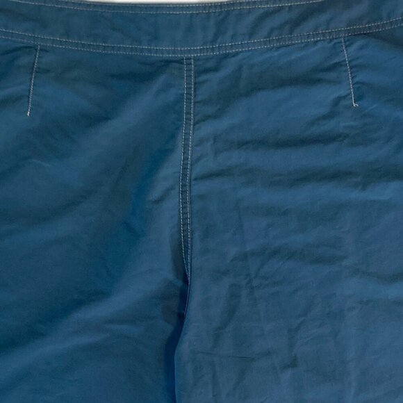 Patagonia Wavefarer 18" Board Shorts Recycled Nylon Size 38 - Picture 7 of 8